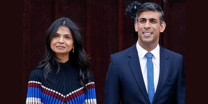 Ο πρωθυπουργός της Βρετανίας Ρίσι Σούνακ με την σύζυγό του