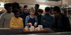 από τις 27 Απριλίου,