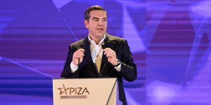 Ο Αλέξης Τσίπρας σε ομιλία