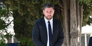 Ο Ανδρουλάκης άφησε λουλούδια στον τάφο της Φώφης Γεννηματά 