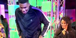 Ο Γιάννης Αντετοκούνμπο χορεύει Μάικλ Τζάκσον