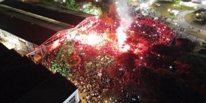 Ξέφρενο το πάρτι των Μηχανολόγων Μηχανικών στο Βόλο/ Φωτογραφία: TheNewspaper.gr