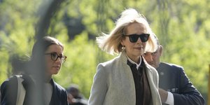 Η πρώην αρθρογράφος Ε. Τζιν Κάρολ