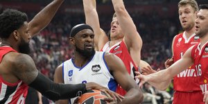 Κρις Σίνγκλετον Εφές Ευρωλίγκα