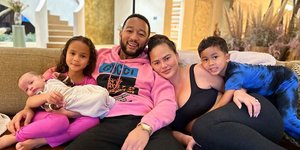 Η Κρίσι Τέιγκεν με την οικογένειά της 