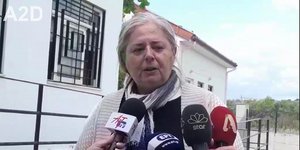 Στο πλευρό του πατέρα και της μητέρας του άτυχου βρέφους στέκονται οι συνάδελφοί τους στην Άρτα