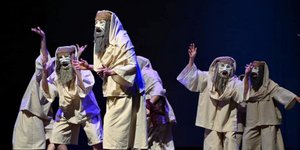 αρχαιο θεατρο ηθοποιοι