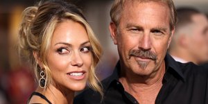 Ο Κέβιν Κόστνερ με τη σύζυγό του Κριστίν 