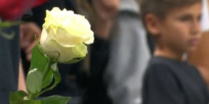 Παρτιζάν Ρεάλ Μαδρίτης λουλούδια θύματα μακελειό στο Βελιγράδι