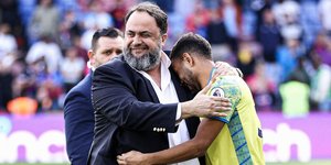 Ο Βαγγέλης Μαρινάκης με τον Ρενάν Λόντι της Νότιγχαμ Φόρεστ