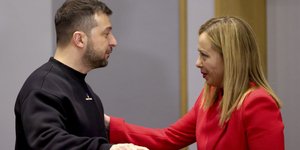 Τζόρτζια Μελόνι και Βολοντίμιρ Ζελένσκι