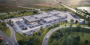 H Mercedes άνοιξε τη μεγαλύτερη έκθεση αυτοκινήτων