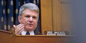 Ο πρόεδρος της Επιτροπής Διεθνών Υποθέσεων της Βουλής, Μάικλ Μακόλ