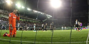 Η αμυντική επίδοση του ΠΑΟΚ στα πλέι οφ της Super League προκαλεί ανησυχία στις τάξεις των οπαδών του