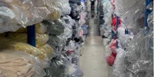 Ράφια με προϊόντα «μαϊμού»