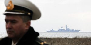 Πολεμικό πλοίο στη Μαύρη Θάλασσα