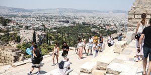 θεα αθηνα απο ακροπολη