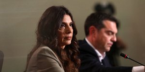 Η Πόπη Τσαπανίδου