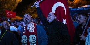 Οπαδοί του Ερντογάν στις εκλογές της Τουρκίας