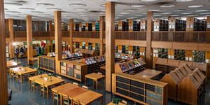 Η βιβλιοθήκη «Κ. Θ. Δημαράς» του Εθνικού Ιδρύματος Ερευνών επαναλειτουργεί για ερευνητές και κοινό