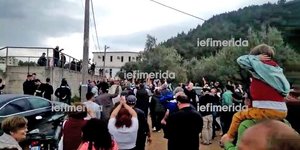 Πανηγυρισμοί από τους ομογενείς για τη νίκη Μπελέρη στη Χειμάρρα