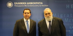 Τελετή παράδοσης παραλαβής της ηγεσίας του Υπουργείου Μετανάστευσης και Ασύλου από τον τέως Υπουργό, κ. Νότη Μηταράκη προς τον υπηρεσιακό Υπουργό κ. Δανιήλ Εσδρά Παρασκευή 26 Μαΐου 2023