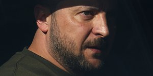 Βολοντίμιρ Ζελένσκι σκια