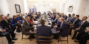 Ειρήνη Αγαπηδάκη: Εχασε την ορκωμοσία λόγω κορωνοϊόυ, αλλά ήταν «παρούσα» στο υπουργικό συμβούλιο
