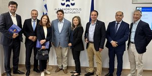 Συνάντηση πρέσβεων με τη διοίκηση του ΟΛΑ στην Αλεξανδρούπολη