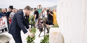 Ο Νίκος Ανδρουλάκης στο Δίστομο