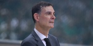 Ο Γιώργος Μπαρτζώκας στο ΟΑΚΑ στο Game 2 των τελικών