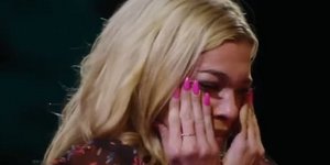 Η ανιψιά του Τομ Χανκς, Κάρλι Ριβς, ξεσπά σε κλάματα μόλις καταλαβαίνει ότι πρέπει να αποχωρήσει από το ριάλιτι