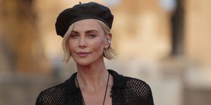 Σαρλίζ Θερόν