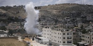 Καπνοί στη Δυτική Οχθη