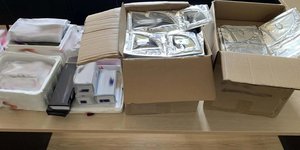 Η ΕΛΑΣ εξάρθρωσε «φάμπρικα» προϊόντων αισθητικής χωρίς έγκριση / Φωτογραφία: astynomia.gr