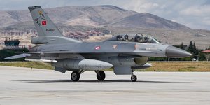 Τουρκικό μαχητικό F-16