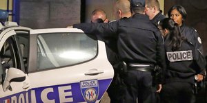 περιπολικό της γαλλικής αστυνομίας