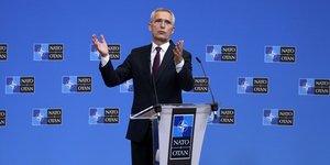 Ο γενικός γραμματέας του ΝΑΤΟ, Γενς Στόλτενμπεργκ