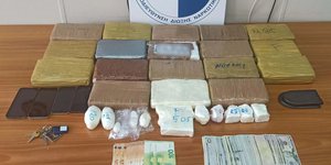 κατασχέθηκαν πάνω από 21 κιλά κοκαΐνης	