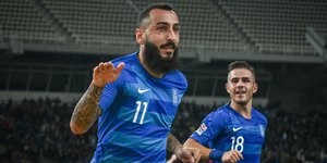 Ο Κώστας Μήτρογλου με τη φανέλα της Εθνικής Ελλάδος