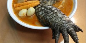 H σούπα με το πόδι κροκόδειλου, που σερβίρει εστιατόριο στην Ταϊβάν