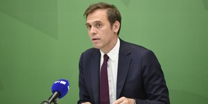 ο κοινοβουλευτικός εκπρόσωπος του ΠΑΣΟΚ-Κινήματος Αλλαγής, Δημήτρης Μάντζος