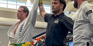 Ο Μαρκ Ζούκερμπεργκ σε αγώνα ζίου-ζίτσου