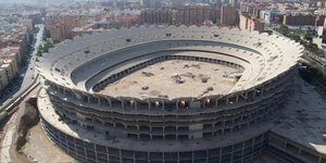 Το υπό κατασκευή στάδιο ποδοσφαίρου της Βαλένθια στις 4 Ιουλίου 2013 στη Βαλένθια 