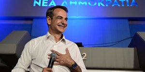 Ο Κυριάκος Μητσοτάκης ευχαριστεί τους πολίτες