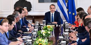 Ο Κυριάκος Μητσοτάκης στο υπουργικό συμβούλιο