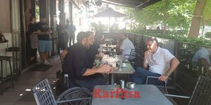 Κυριάκος Μητσοτάκης Αντώνης Ρέμος Αντώνης Τσαπατάκης πίνουν καφέ Θεσσαλονίκη