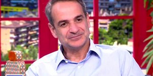 Ο Κυριάκος Μητσοτάκης στη Δανάη Μπάρκα
