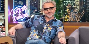 μουρατιδης φλοραλ πουκαμισο