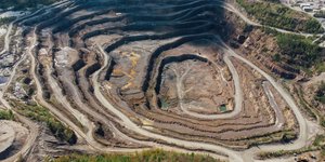 Η παραγωγή ηλεκτρικών αυτοκινήτων απαιτεί μεγάλο όγκο σε λίθιο